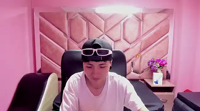 Snapshot of Im_Mathias chatting on 01-14-25, 08:41 Im Mathias online show from 01-14-25, 08:41