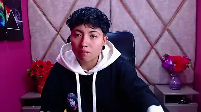 Snapshot of Im_Mathias chatting on 01-31-25, 02:15 Im Mathias online show from 01-31-25, 02:15