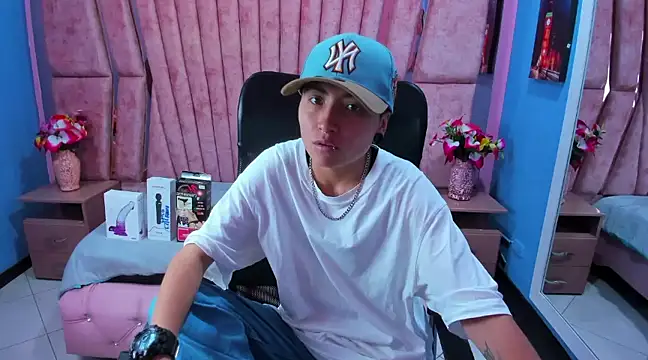 Snapshot of Im_Mathias chatting on 03-05-25, 02:46 Im Mathias online show from 03-05-25, 02:46