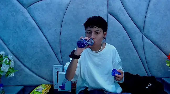 Snapshot of Im_Mathias chatting on 03-21-25, 02:50 Im Mathias online show from 03-21-25, 02:50