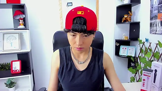 Snapshot of Im_Mathias chatting on 10-11-25, 02:59 Im Mathias online show from 10-11-25, 02:59