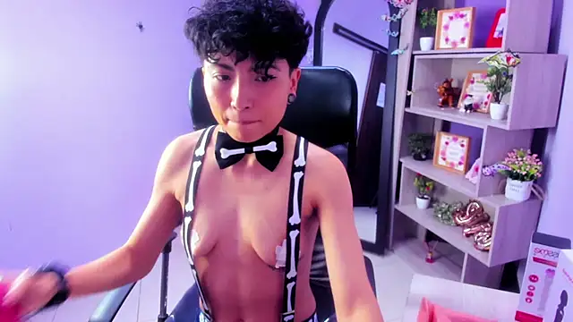 Snapshot of Im_Mathias chatting on 10-26-25, 05:02 Im Mathias online show from 10-26-25, 05:02