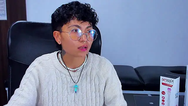 Im Mathias online show from 03-19-26, 02:59