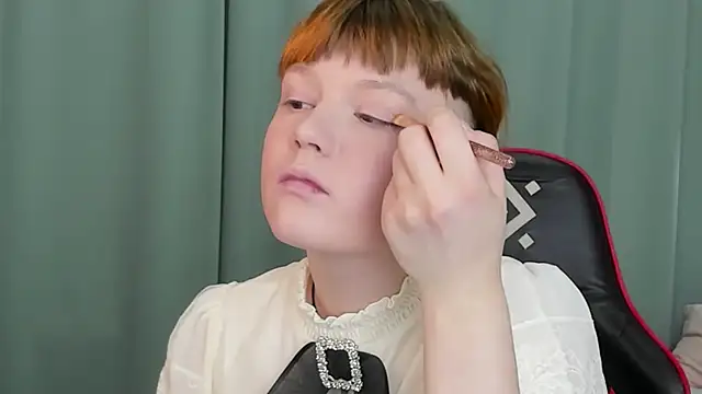 DreamyLuna online show from 01-23-25, 08:35