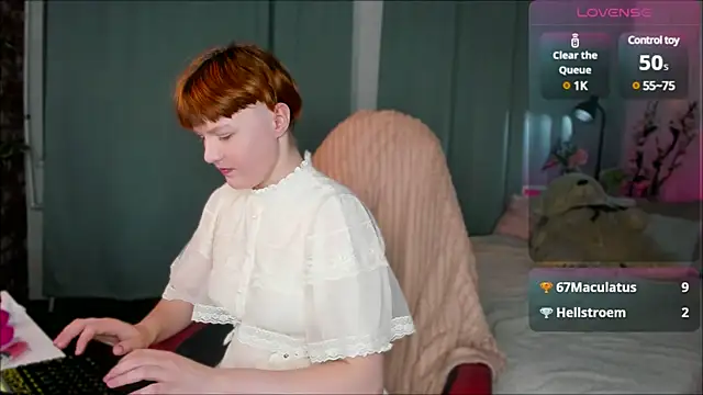 DreamyLuna online show from 01-23-25, 11:58