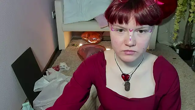 DreamyLuna online show from 02-14-25, 08:37