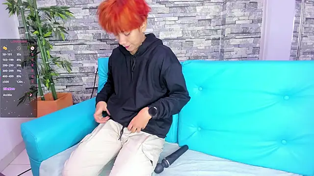 Snapshot of Eriol_ chatting on 02-21-25, 12:17 Eriol online show from 02-21-25, 12:17