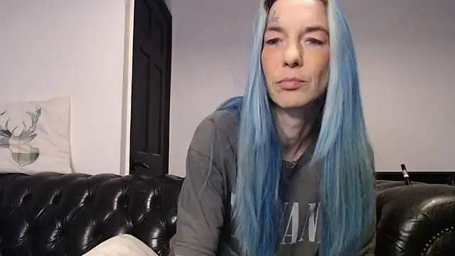 Snapshot of RavenryderUK chatting on 02-02-25, 10:17 RavenryderUK online show from 02-02-25, 10:17