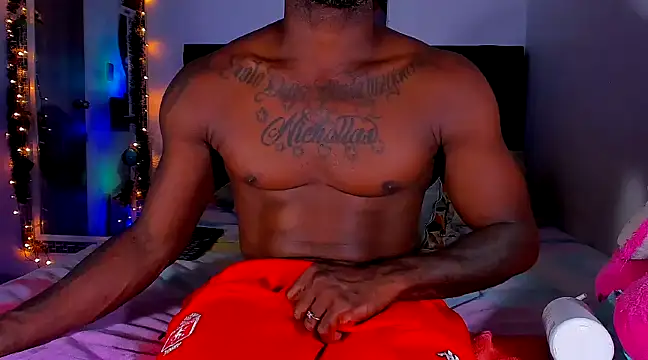 Snapshot of ray_long222 chatting on 12-22-24, 06:04 ray long222 online show from 12-22-24, 06:04