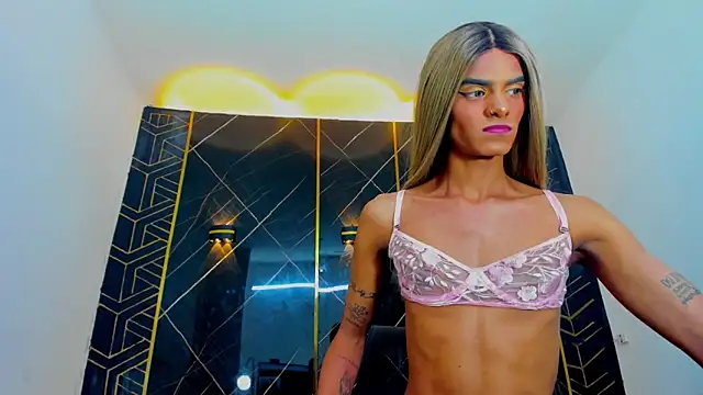 Snapshot of Isabella_stanford2 chatting on 01-06-25, 07:09 Isabella stanford2 online show from 01-06-25, 07:09