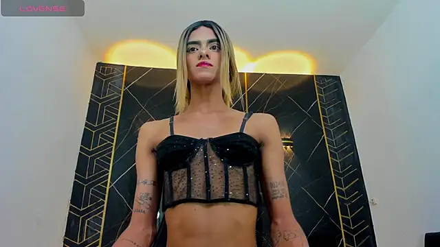 Snapshot of Isabella_stanford2 chatting on 01-13-25, 04:28 Isabella stanford2 online show from 01-13-25, 04:28