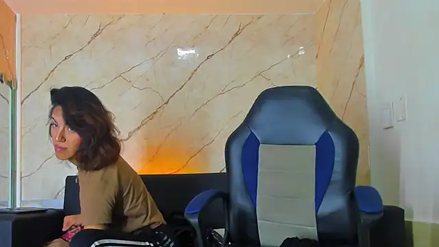 Snapshot of Isabella_stanford2 chatting on 11-16-25, 12:44 Isabella stanford2 online show from 11-16-25, 12:44