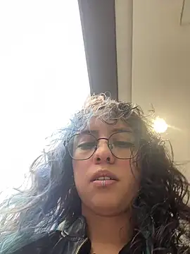 Snapshot of Sweet_Chaos chatting on 03-14-25, 06:50 Sweet Chaos online show from 03-14-25, 06:50