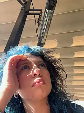 Snapshot of Sweet_Chaos chatting on 11-02-25, 08:44 Sweet Chaos online show from 11-02-25, 08:44