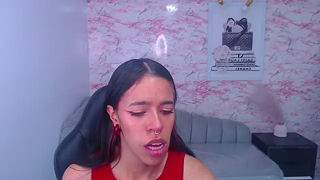 stephania t online show from 10-04-25, 02:31