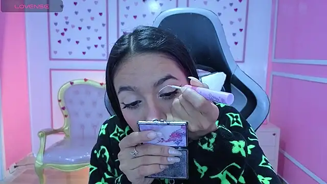 stephania t online show from 11-06-25, 11:44