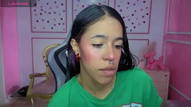 stephania t online show from 02-09-26, 12:31