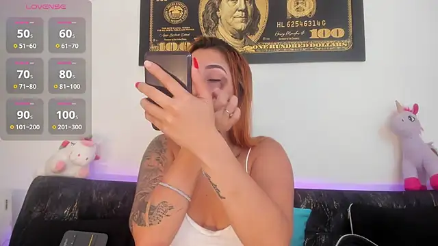 Alba Grey online show from 10-06-25, 09:01