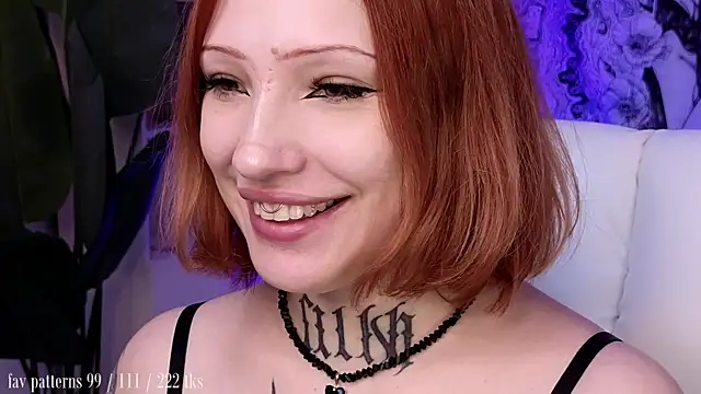 Snapshot of violetviolator chatting on 05-31-26, 01:29 violetviolator online show from 05-31-26, 01:29