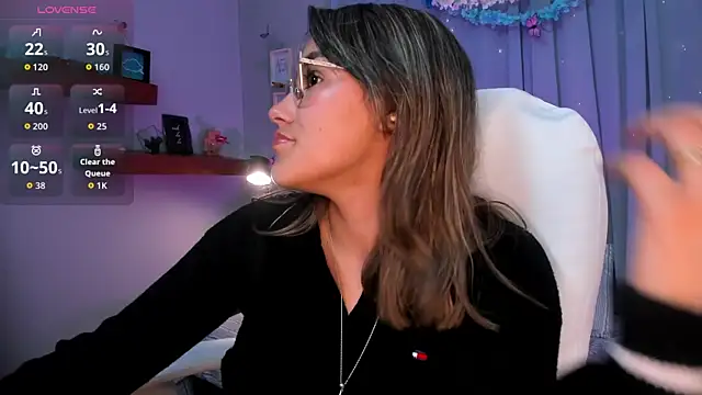  Sophie  miller online show from 05-18-26, 05:08