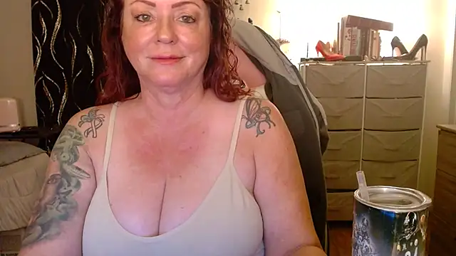 Nikkimastersgirl1091 online show from 04-30-26, 11:16