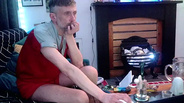 Snapshot of unclestefansdick chatting on 02-21-25, 01:22 unclestefansdick online show from 02-21-25, 01:22