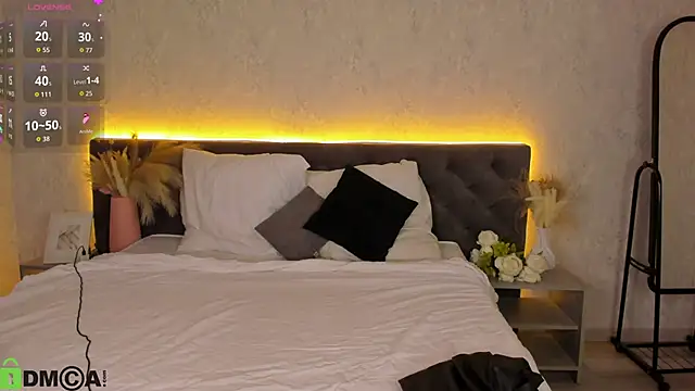 Michelle Blond online show from 03-05-26, 10:00