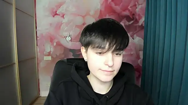 EmiliaYours online show from 12-14-24, 03:58