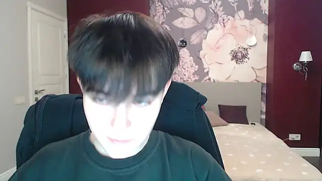 EmiliaYours online show from 12-24-24, 07:17