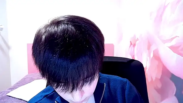 EmiliaYours online show from 12-28-24, 01:38