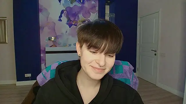 EmiliaYours online show from 01-13-25, 05:02