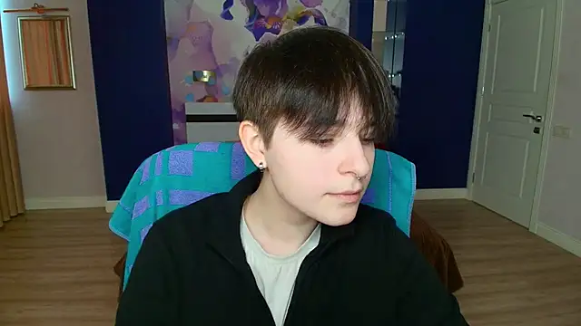 EmiliaYours online show from 02-01-25, 01:20