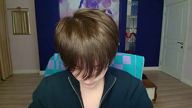 EmiliaYours online show from 02-04-25, 03:47