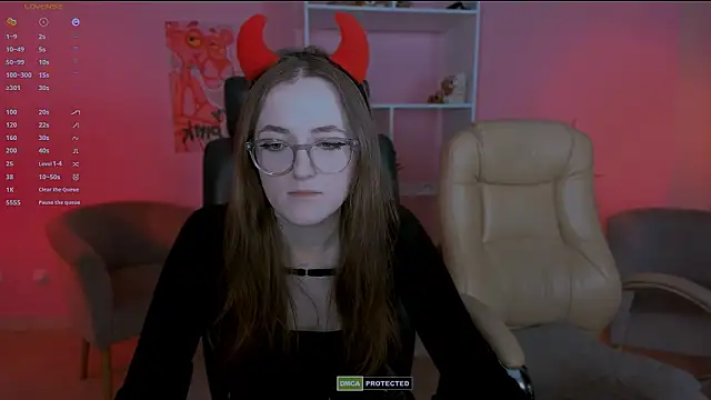 luna berryy online show from 02-05-25, 11:28