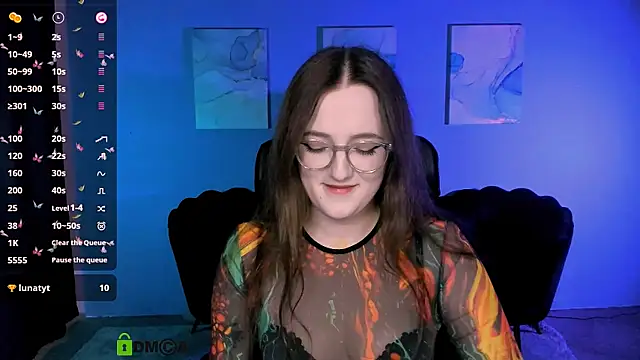 luna berryy online show from 11-09-25, 08:29