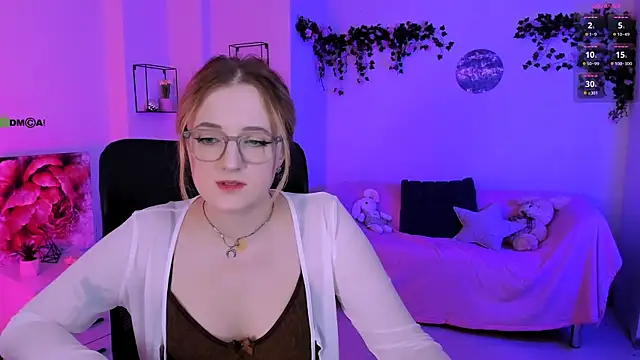 luna berryy online show from 07-14-26, 07:08