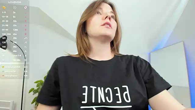 Snapshot of Chloe_princesss chatting on 03-11-25, 05:27 Chloe princesss online show from 03-11-25, 05:27