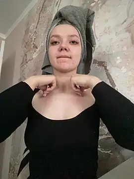 JennyPortman online show from 03-11-25, 03:37