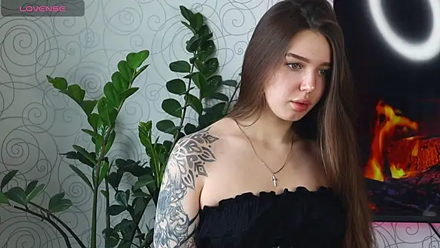 Snapshot of KentsMomAliss chatting on 03-13-25, 08:04 KentsMomAliss online show from 03-13-25, 08:04