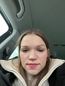 Snapshot of KitteCat chatting on 12-16-24, 08:52 KitteCat online show from 12-16-24, 08:52