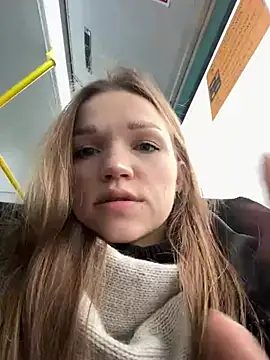 Snapshot of KitteCat chatting on 01-04-25, 08:39 KitteCat online show from 01-04-25, 08:39