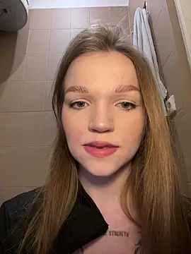 Snapshot of KitteCat chatting on 02-11-25, 12:27 KitteCat online show from 02-11-25, 12:27