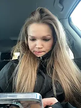 Snapshot of KitteCat chatting on 02-19-25, 11:49 KitteCat online show from 02-19-25, 11:49