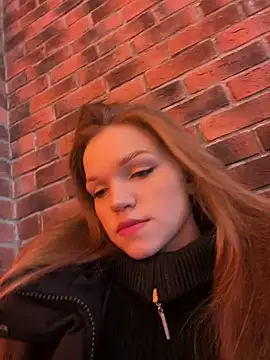 Snapshot of KitteCat chatting on 03-22-25, 10:28 KitteCat online show from 03-22-25, 10:28