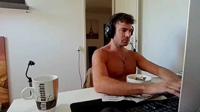 alpha-hunk online show from 06-18-26, 08:58