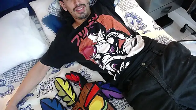 Snapshot of Sr_Magnus_ chatting on 02-06-25, 04:25 Sr Magnus online show from 02-06-25, 04:25