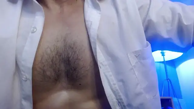 Snapshot of Sr_Magnus_ chatting on 03-21-25, 07:11 Sr Magnus online show from 03-21-25, 07:11