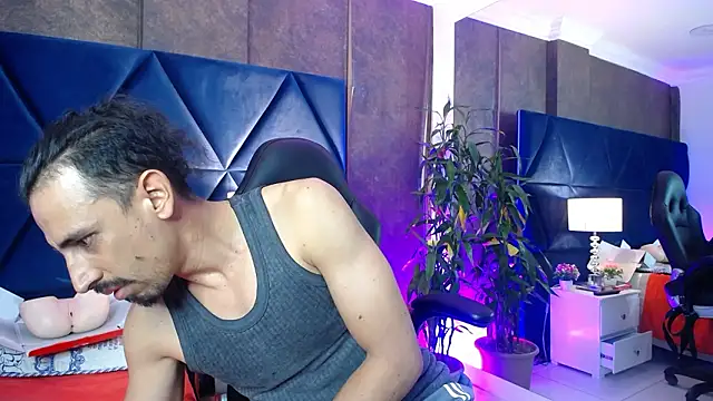 Sr Magnus  online show from 02-10-26, 02:59