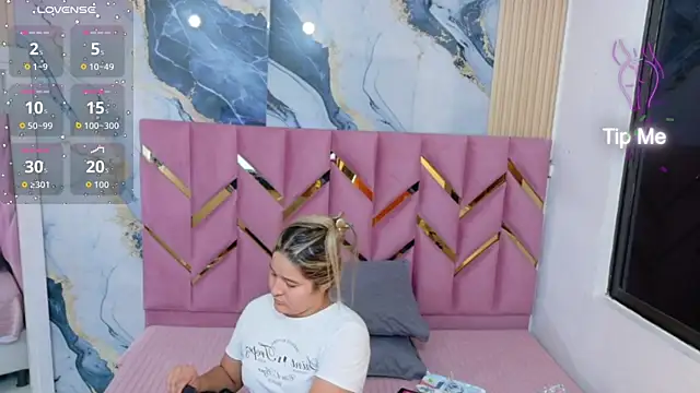 collegepawglovedaddy online show from 04-06-26, 07:59