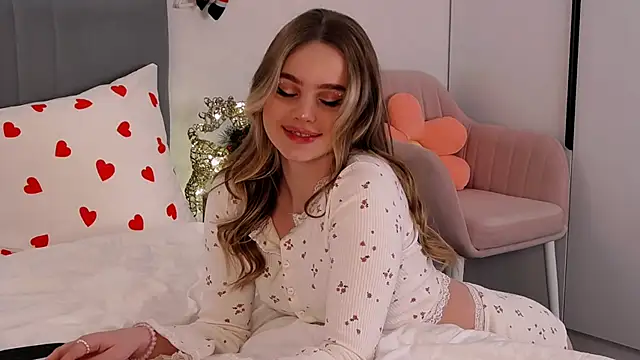 SIlviaBeyt online show from 01-06-25, 07:45